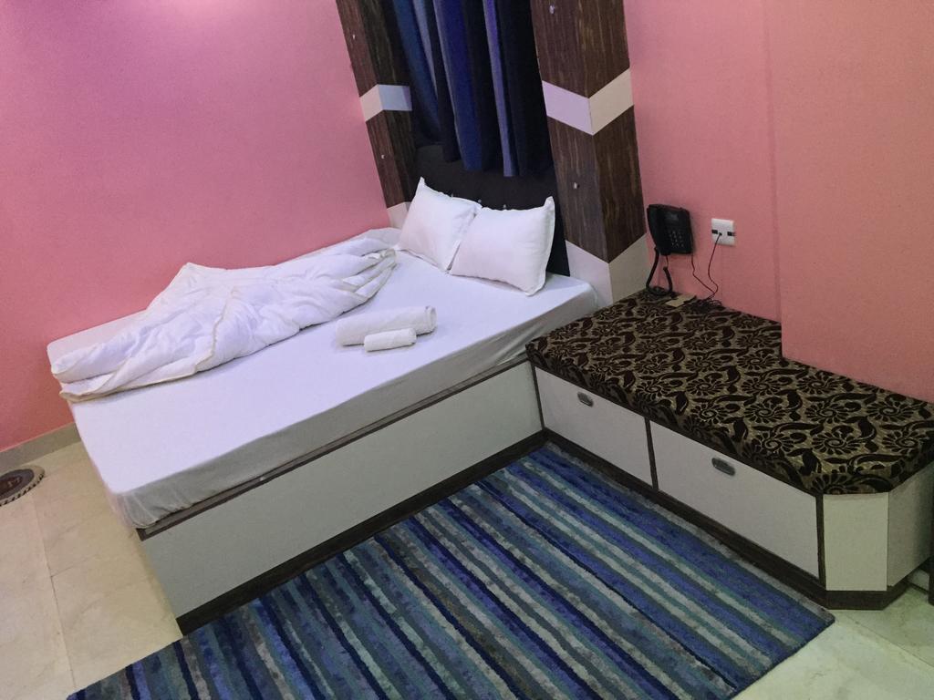 Oyo 75627 New Ankit 3* Varanasi